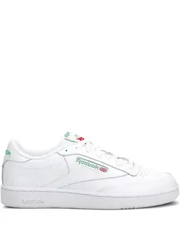 Reebok: Белые кроссовки  Club C 85