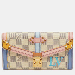 Louis Vuitton: Белый кошелёк 