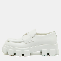Prada: Белые туфли 