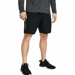 Under Armour: Чёрные шорты 