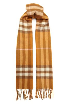 Burberry: Оранжевый шарф 