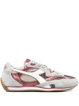 Diadora: Бежевые кроссовки  Equipe