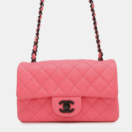 Chanel: Розовая сумка 