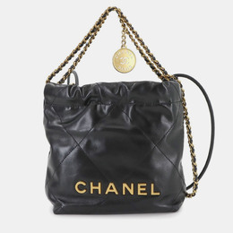Chanel: Чёрная сумка 