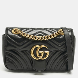 Gucci: Чёрная сумка  GG Marmont