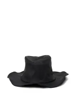 Yohji Yamamoto: Чёрная шляпа 