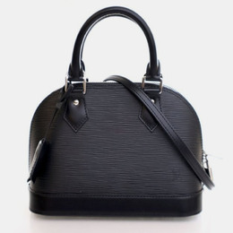 Louis Vuitton: Чёрная сумка  Alma BB