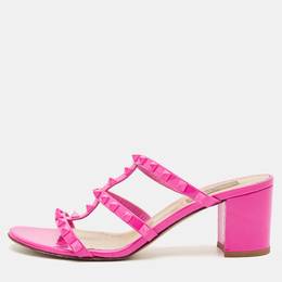 Valentino: Розовые сандалии  Rockstud