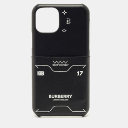 Burberry: Чехол 