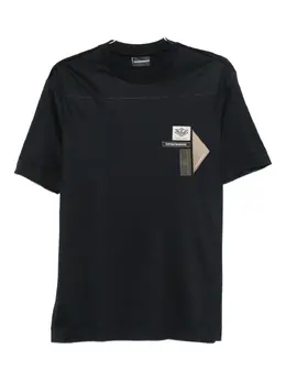 Emporio Armani: Чёрная футболка 