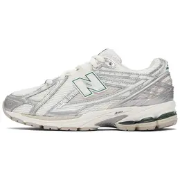 New Balance: Белые кеды 