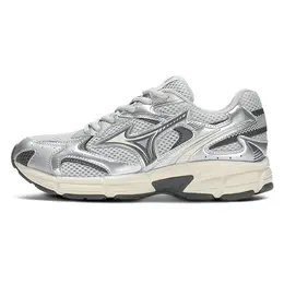 Mizuno: Серые кеды 
