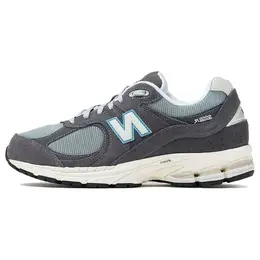 New Balance: Серые кеды  2002R