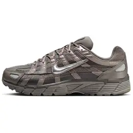NIKE: Серые кеды 
