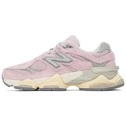 New Balance: Серые кеды 