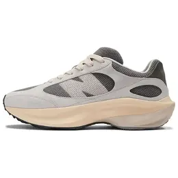 New Balance: Серые кеды 