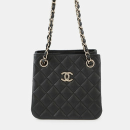 Chanel: Чёрная сумка 