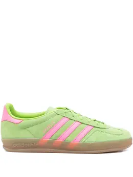 adidas: Светлые кроссовки  Gazelle