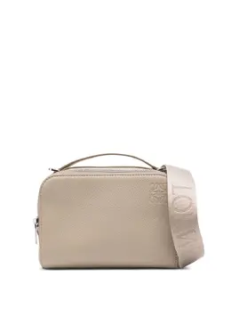 LOEWE: Бежевая сумка 