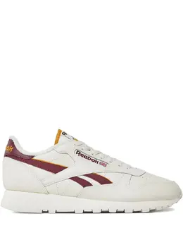 Reebok: Бежевые кроссовки  Classic Leather