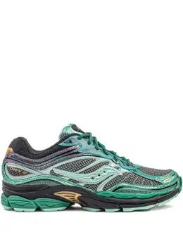 Saucony: Зелёные кроссовки 