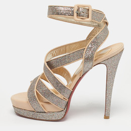 Christian Louboutin: Бежевые сандалии 