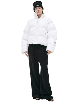 Balenciaga: Белый пуховик 