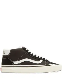 Vans: Чёрные кроссовки 