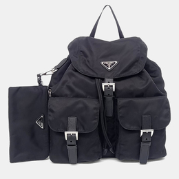 Prada: Чёрный рюкзак 