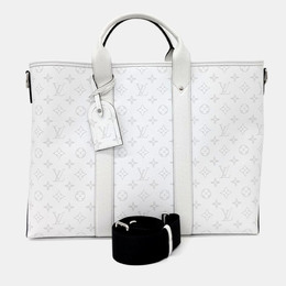 Louis Vuitton: Сумка-шоппер 