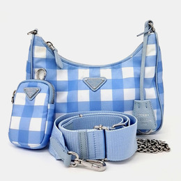 Prada: Голубая сумка 