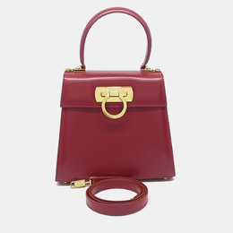 Salvatore Ferragamo: Красная сумка 