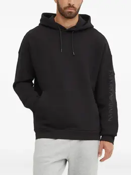 Ea7 Emporio Armani: Чёрная толстовка 