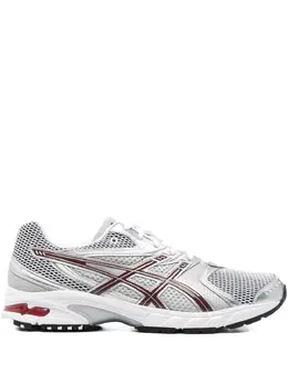 ASICS: Серебристые кроссовки  Gel