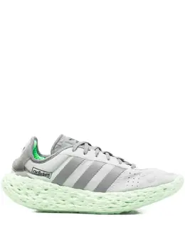adidas Originals: Серебристые кроссовки 