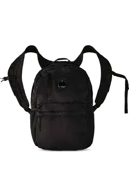 C.P. Company: Чёрный рюкзак  Lens