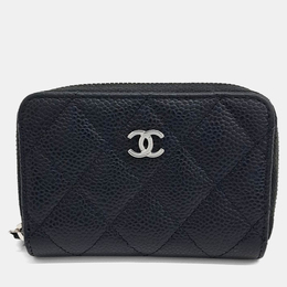 Chanel: Чёрный картхолдер 
