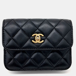 Chanel: Чёрный картхолдер 