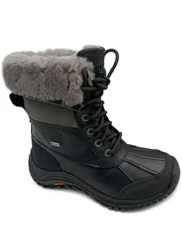 UGG: Чёрные ботинки 