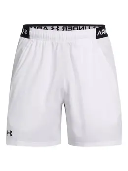 Under Armour: Белые шорты 