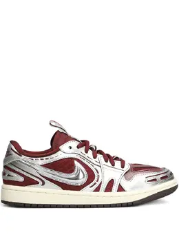 Nike: Красные кроссовки  Air Jordan