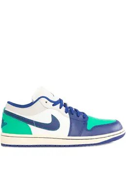 Nike: Голубые кроссовки  Air Jordan