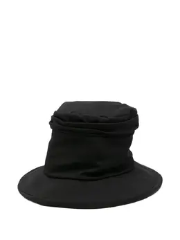 Yohji Yamamoto: Чёрная шляпа 