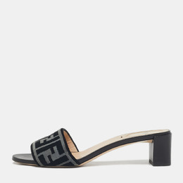 Fendi: Чёрные сандалии  FF