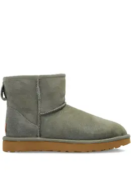 UGG: Зелёные ботинки  Classic Mini II