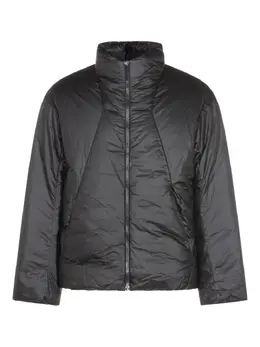 Arc'teryx: Чёрная куртка 