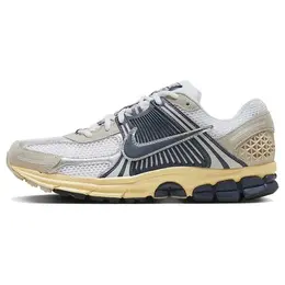 NIKE: Серые кеды 