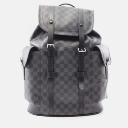 Louis Vuitton: Чёрный рюкзак 