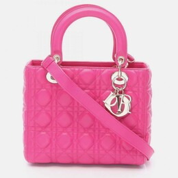 Dior: Розовая сумка 