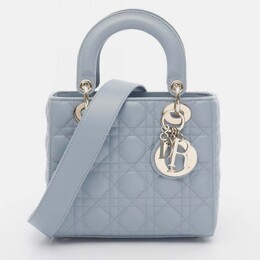Dior: Голубая сумка 